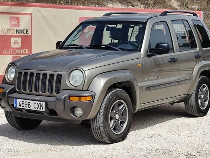 JEEP Cherokee 2.5 CRD Sport