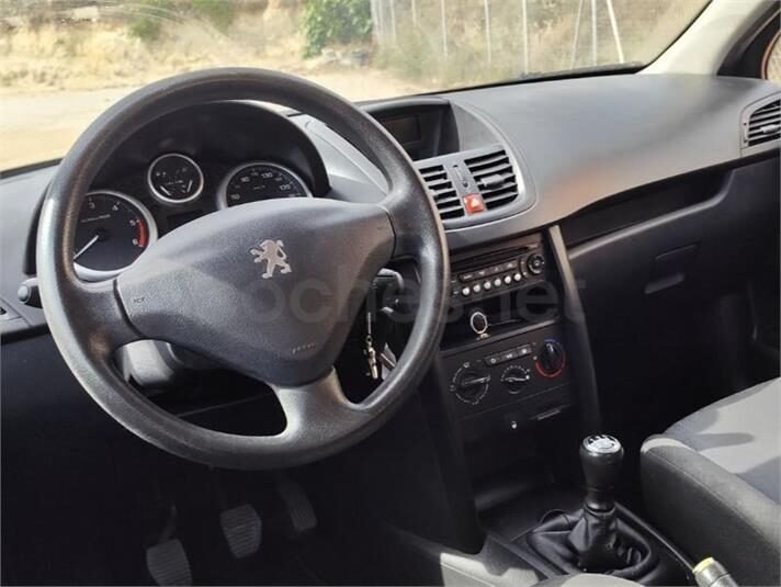 PEUGEOT 207 Urban 1.4 HDI