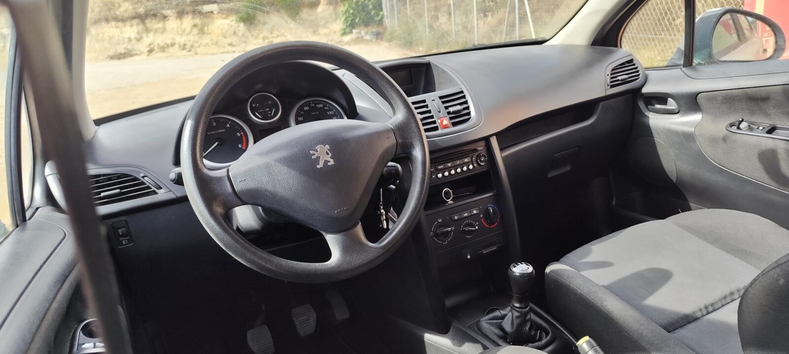 PEUGEOT 207 Urban 1.4 HDI