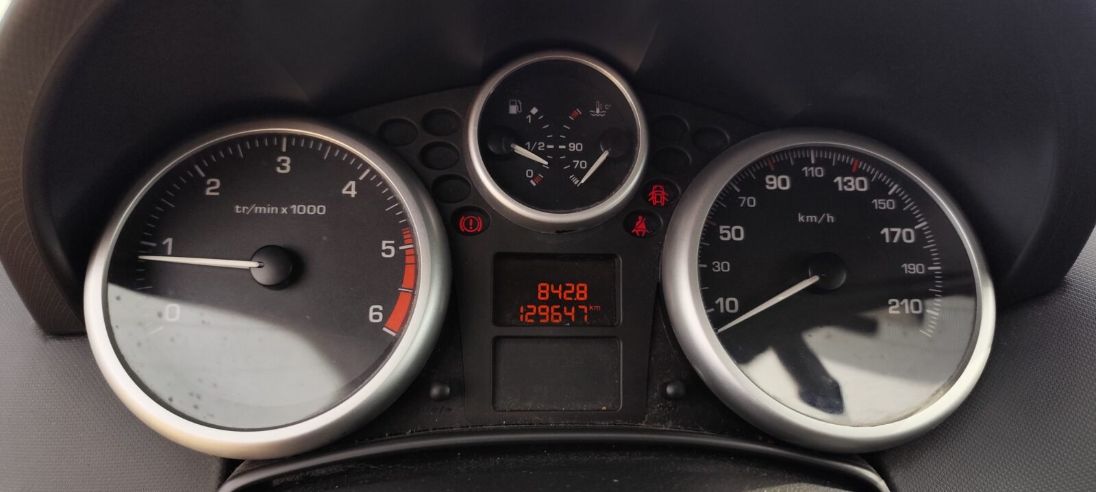 PEUGEOT 207 Urban 1.4 HDI