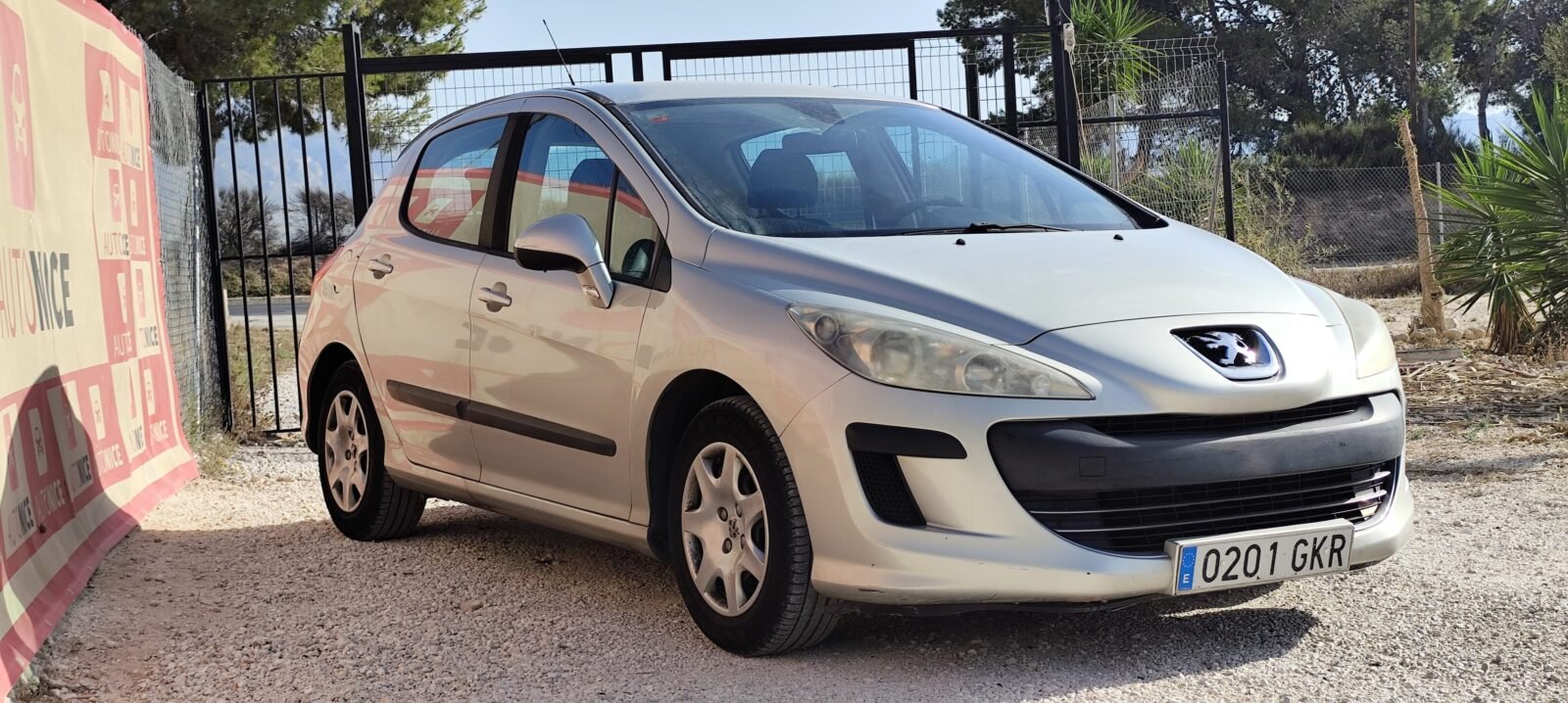 PEUGEOT 308 1.6 hdi confort