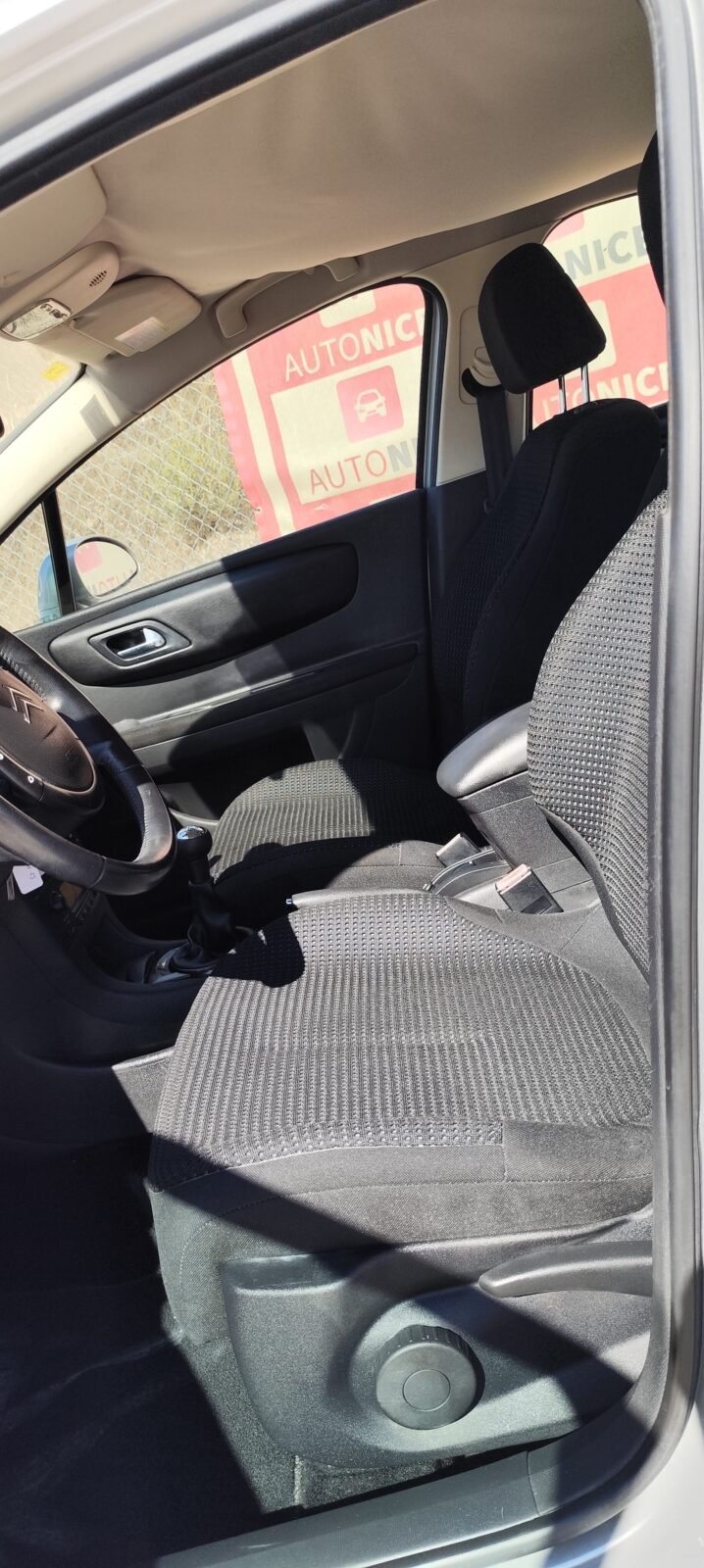 CITROEN C4 1.6 HDI VTR plus