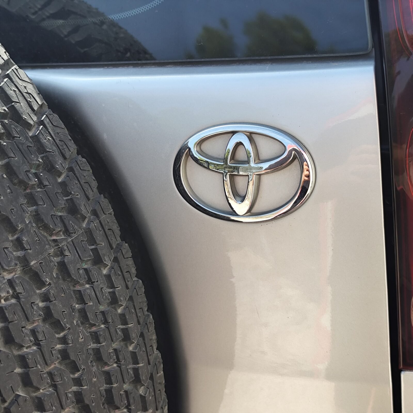TOYOTA Kdj125  6 velocidades 