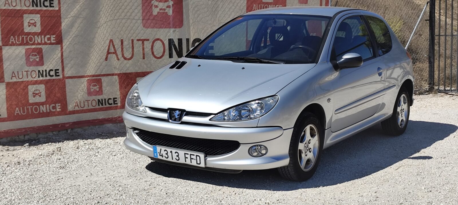 PEUGEOT 206 1.4 HDI SX line 